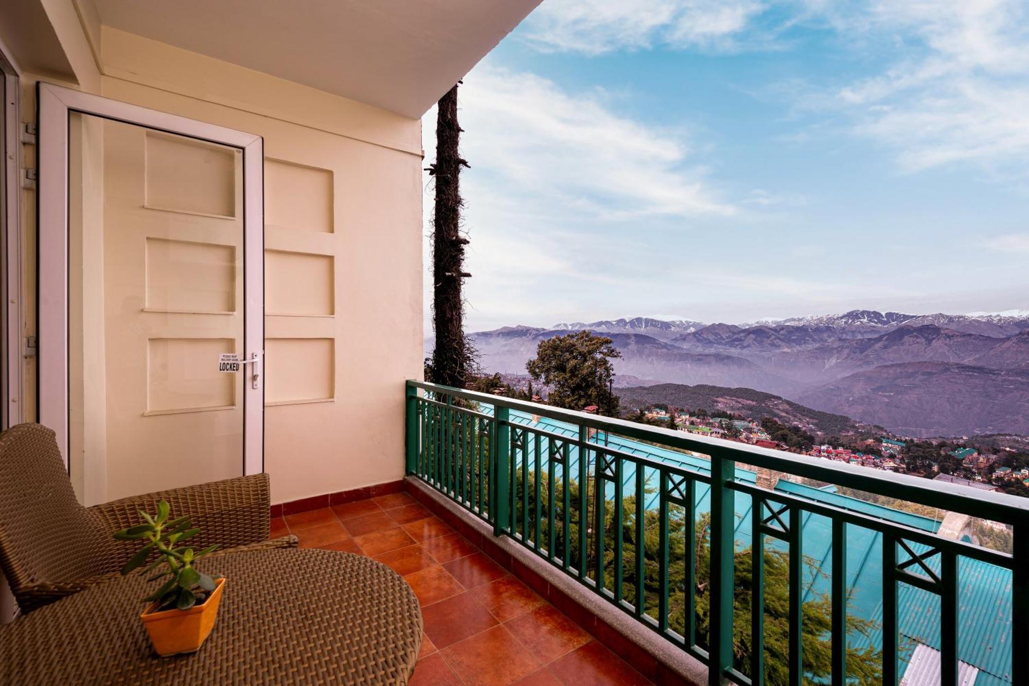 Grand View Hotel ダルハウジ エクステリア 写真