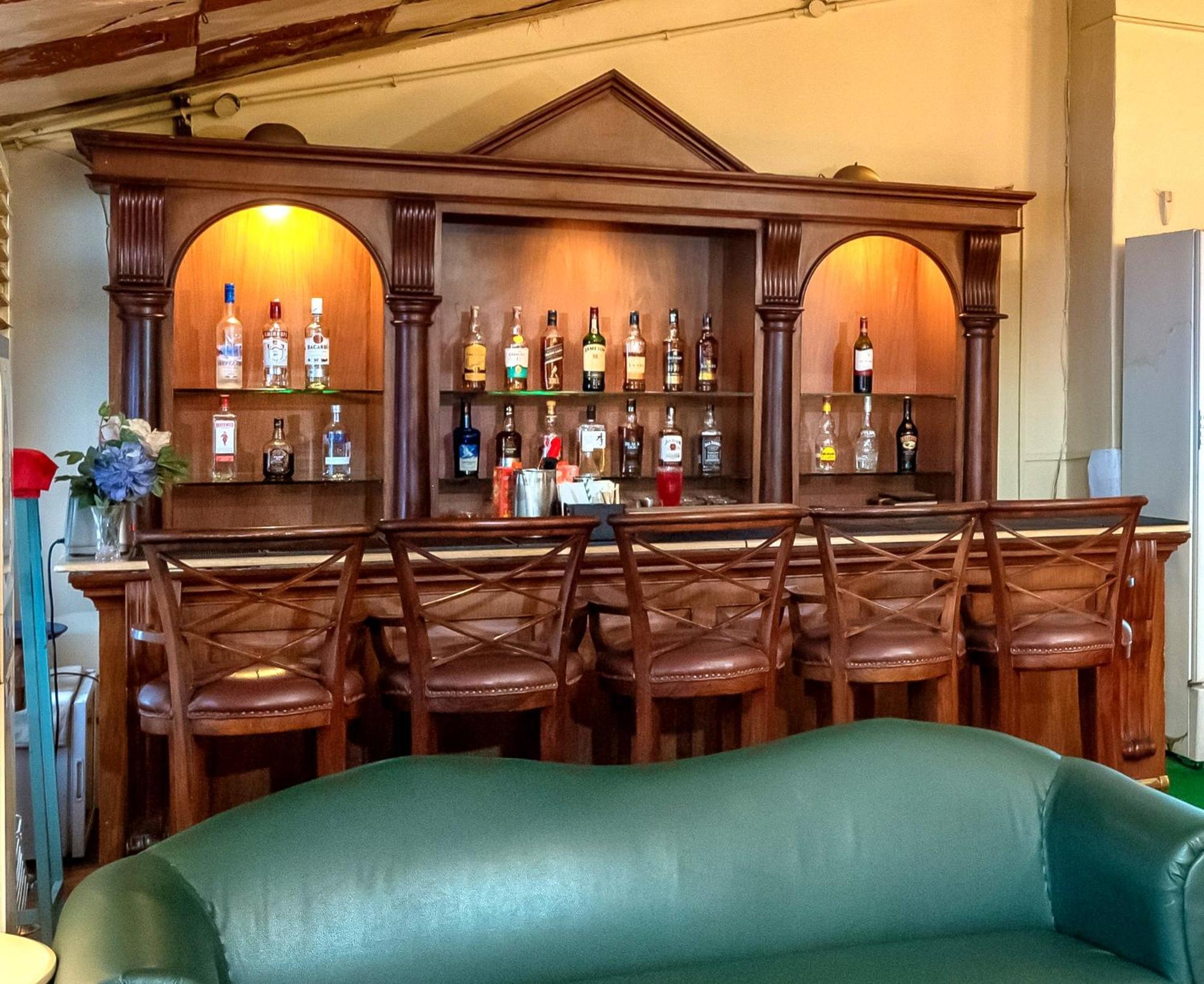 Grand View Hotel ダルハウジ エクステリア 写真