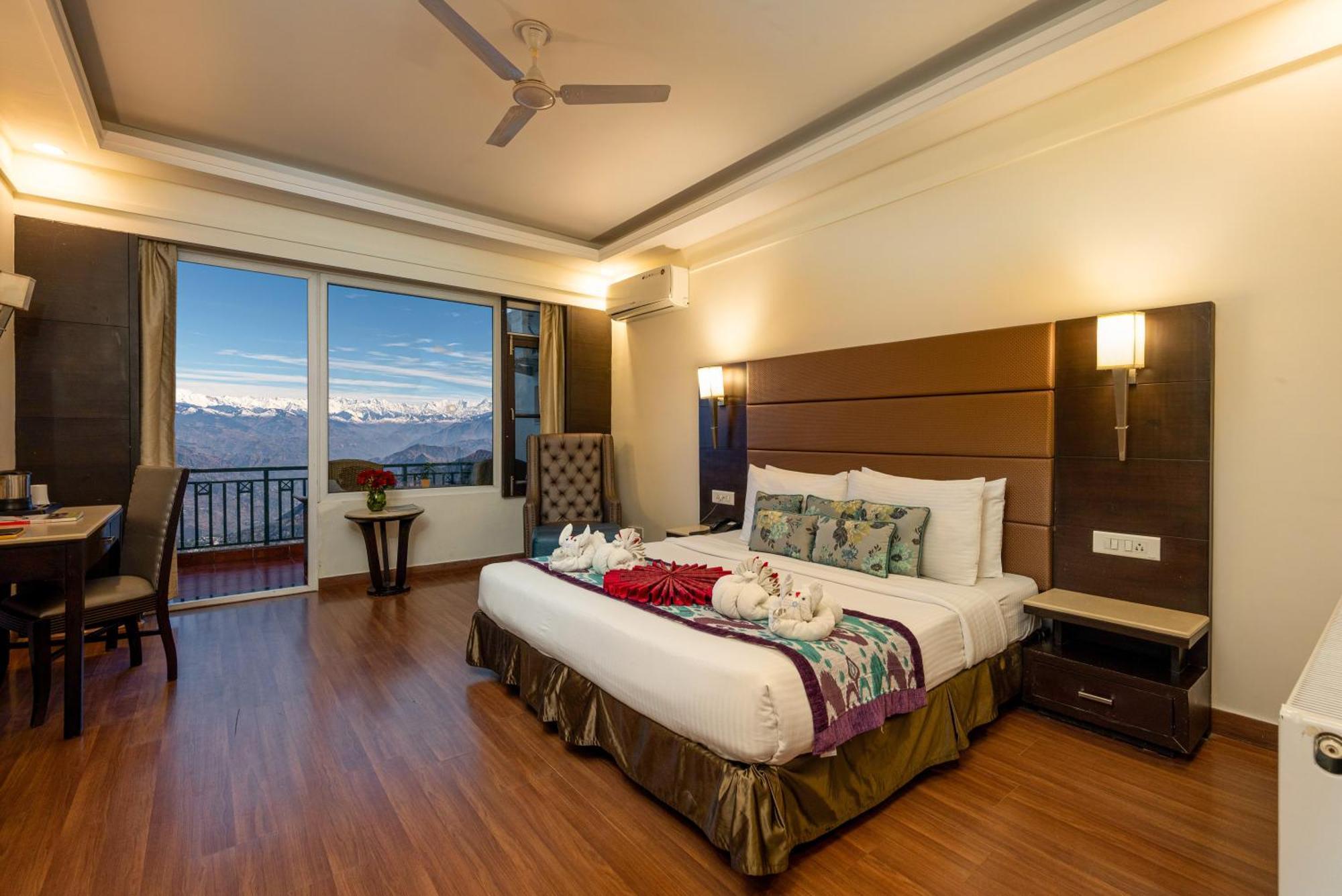 Grand View Hotel ダルハウジ エクステリア 写真